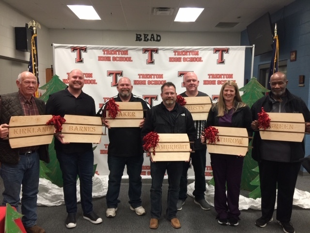 School Board Christmas Gifts from THS seniors.